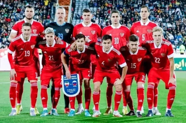 Журова: после допуска РФ в мировой футбол запрет могут снять и с хоккеистов