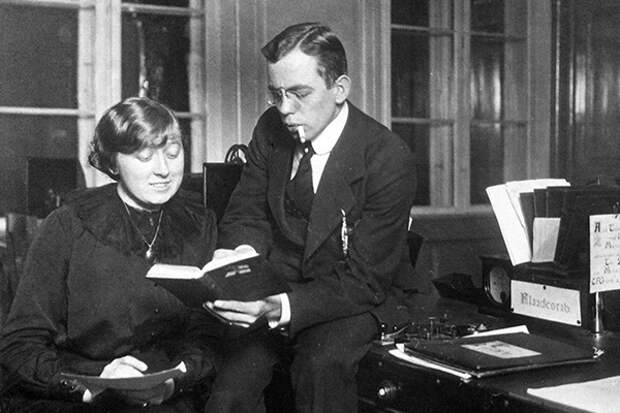 Two young telegraphers at the Main Telegraph Station in Copenhagen, Miss Galschiøtt and Mr. Henriksen, aiding a secret military intelligence unit called Kystcentralen, circa 1915