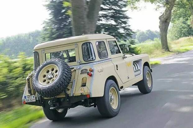 Самый необычный Land Rover в мире Bell Aurens Longnose