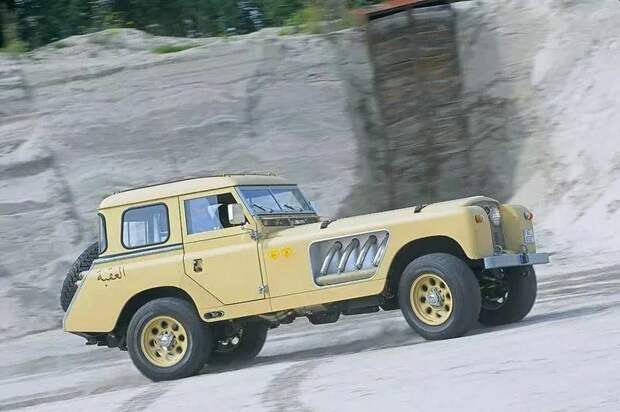 Самый необычный Land Rover в мире Bell Aurens Longnose