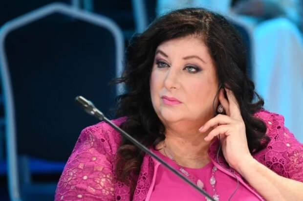 Тара Рид, обвинявшая Байдена в домогательствах, получила гражданство РФ