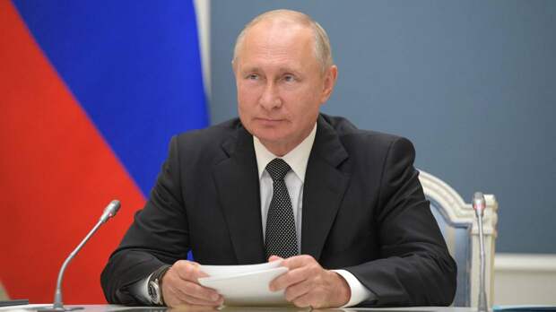 Путин поздравил студентов, аспирантов и школьников с Татьяниным днем