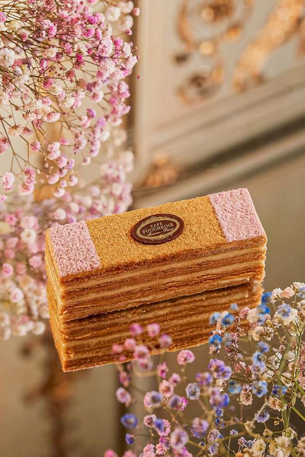 Медовик &laquo;Роза&nbsp;&mdash; личи&raquo;