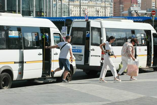В Каменске-Уральском пассажиры подрались из-за места в автобусе