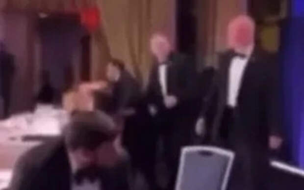 Покушение на Трампа! Кто стрелял, опасные совпадения и «пророчества», падение за кулисами, загадочный посетитель