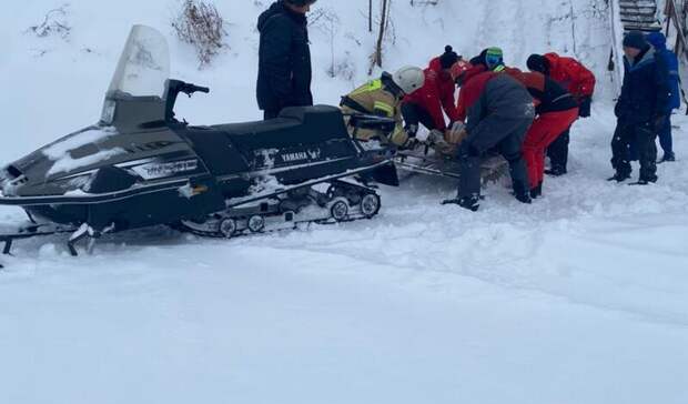 В Татарстане мужчина сломал ногу, катаясь на сноуборде