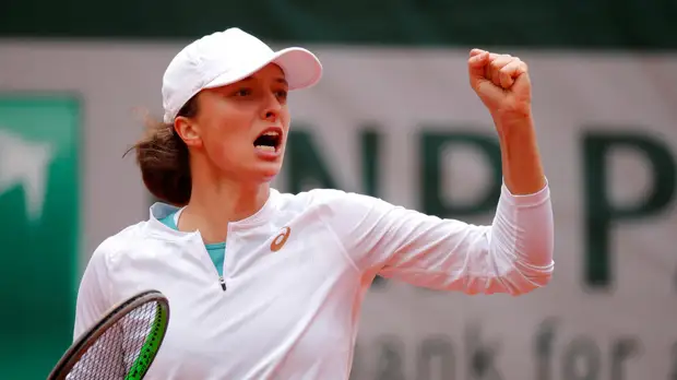 Швёнтек обыграла Подороску и вышла в финал «Ролан Гаррос»