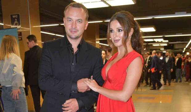 Муж Нюши не отказался от интима с бывшей женой: Супружеский долг платежом красен
