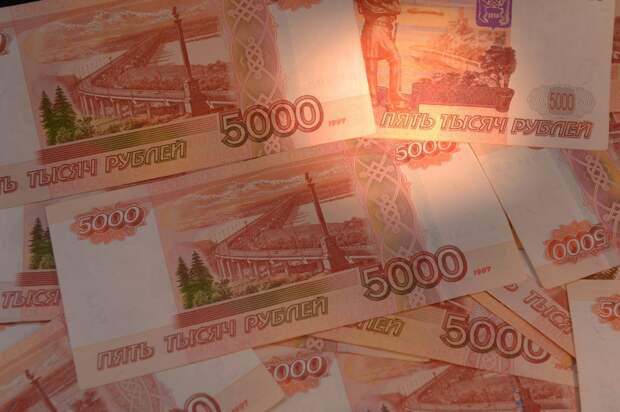 Росстат подсчитал размер средней зарплаты в России