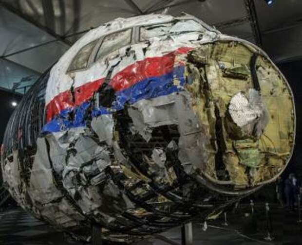Малазийский «Боинг» рейса МН-17 сбили ВВС Украины