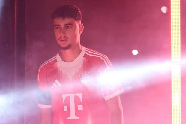 «Челси» готов начать переговоры по Александру Павловичу — у «Сити» уже были неофициальные контакты