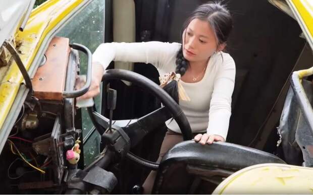 КАМАЗ со свалки «оживает» под руками вьетнамки (видео)