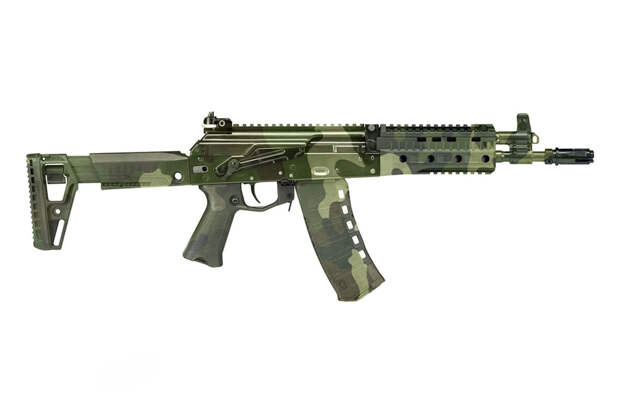 "Калашников" отгрузил первую в этом году партию укороченных автоматов АК-12К