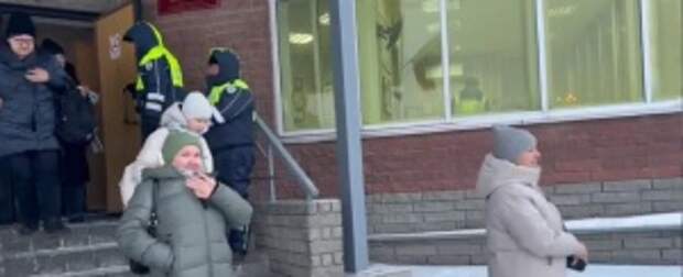 В Нижегородской области полицейские в Рождественскую ночь оказали  помощь пассажирам междугороднего автобуса