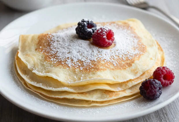 Диетолог Устинова назвала самые вредные начинки для блинов