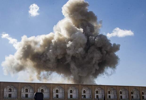 Иран намерен быстро восстановить металлургический завод в Исфахане после атаки