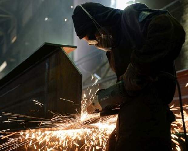 Промпроизводство в России в августе упало на 7,2%