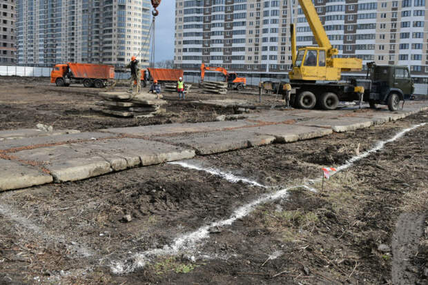 К строящейся школе Краснодара проложат дорогу для спецтехники