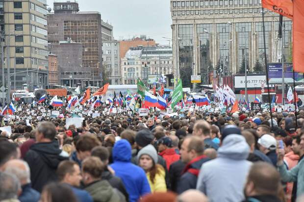 Новые митинги в Москве: оппозиция планирует снова качнуть лодку Новые митинги в Москве: оппозиция планирует снова качнуть лодку