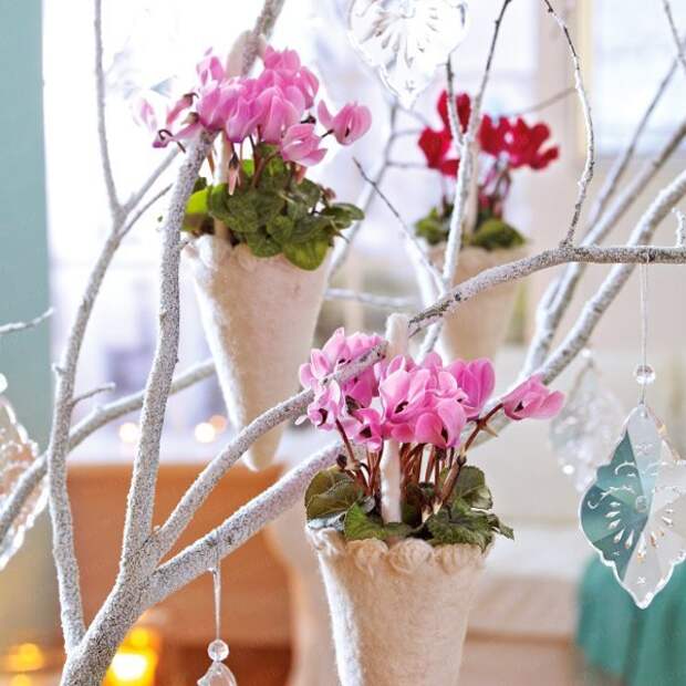 home-flowers-in-new-year-decorating2-2.jpg