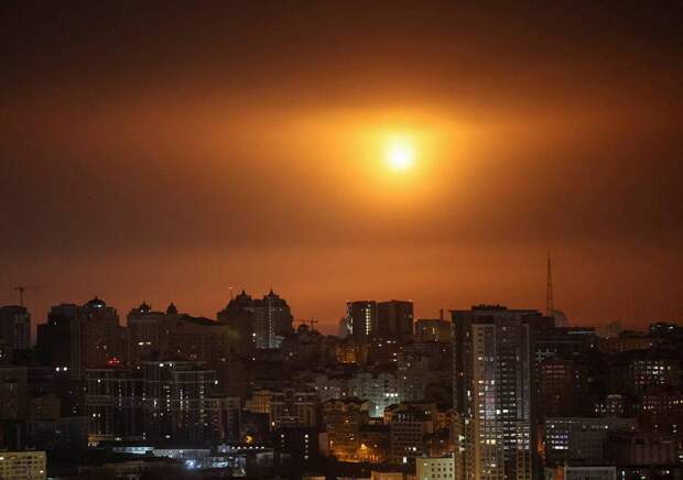 Военблогер сообщил о прилетах «Гераней» по Украине