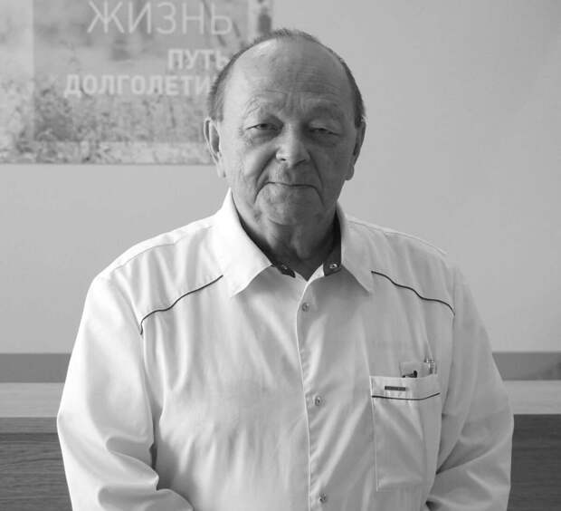 Танылган хирург Идрис Вәлитов вафат булган