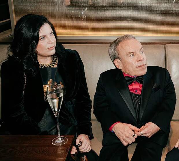 Актёр «Гарри Поттер» Уорик Дэвис вступил в новые отношения после смерти жены