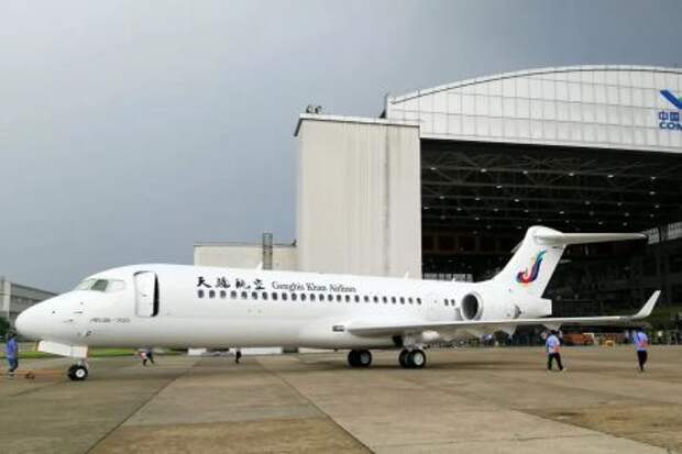 COMAC ARJ21-700 авиакомпании Genghis Khan Airlines