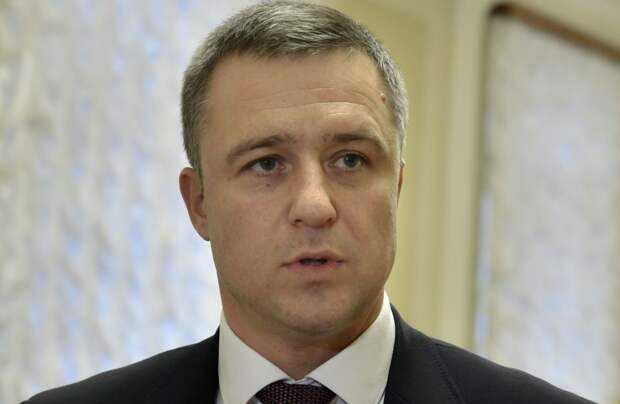 Переехавшие в Россию украинские дети довольно быстро становятся настоящими патриотами новой Родины и врагами...