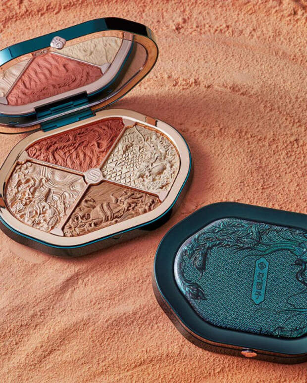 Палетка теней Eastern Beasts Sculpting Makeup Palette, Florasis