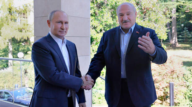 Два шага до ядерной войны: зачем Лукашенко может позвонить Путину