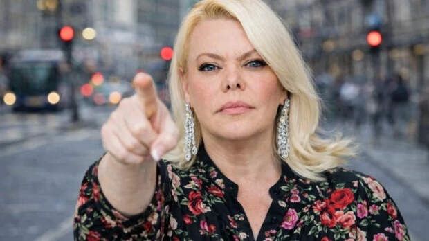 "Мы рискуем так и не дождаться Победы ": Поплавская вышла из себя после гневной речи Соловьёва. "Нельзя воевать на полшишечки!"