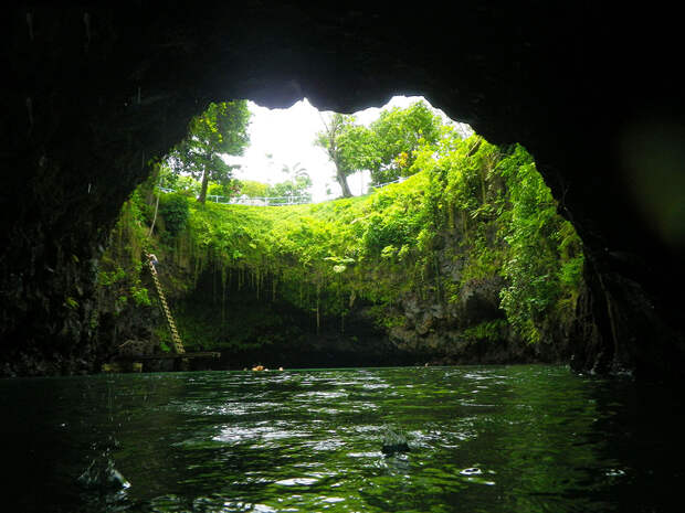 Природный бассейн То-Суа