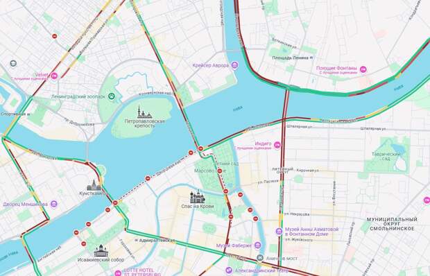 Петербуржцы встали в 10-балльную пробку после приезда Путина