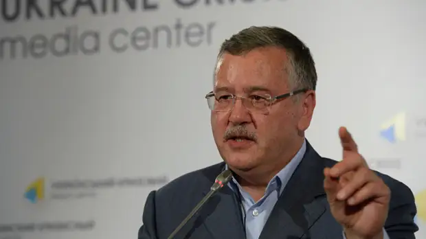 Суд в Москве заочно арестовал экс-министра обороны Украины Гриценко