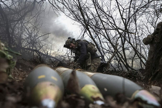 Столтенберг: Чехия закупила 500 тыс. снарядов для Украины