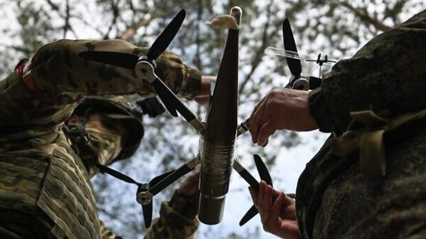 Российские штурмовики пробились к железнодорожному вокзалу в Константиновке