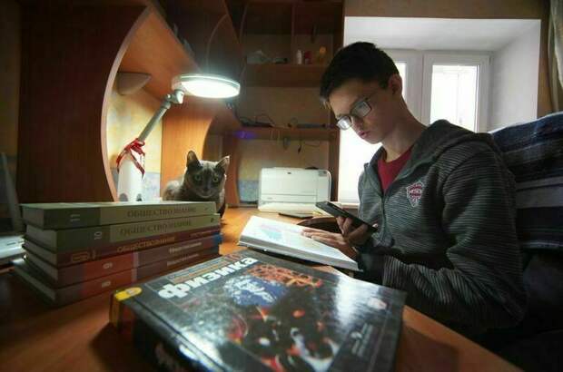 Абитуриентам 2026/2027 учебного придется улучшить баллы ЕГЭ