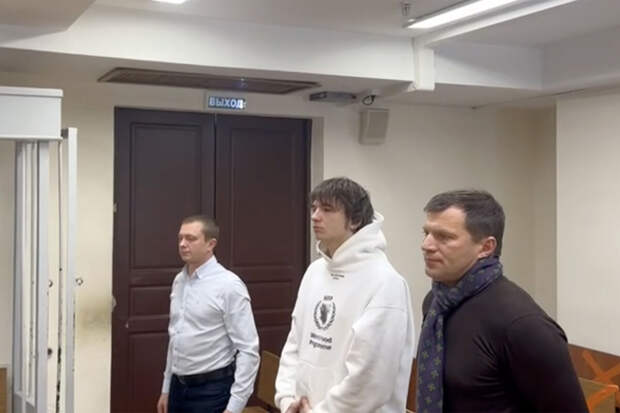 Адвокат Попов заявил, что рэпер Vacio не говорил ему об отъезде из России