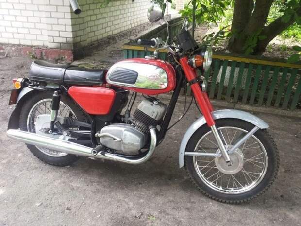 Модельный ряд мотоциклов Ява 350 всегда был самым популярным в СССР. jawa, Николай Караченцов, авто, мото, мотоцикл, приключения электроника