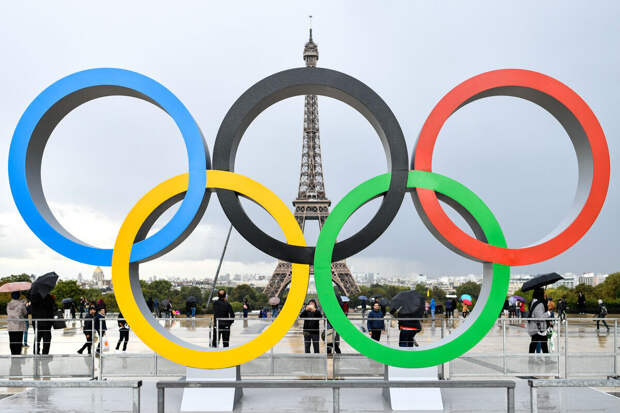 С 26 июля по 11 августа в Париже пройдут 33-е  летние Олимпийские игры, на которые российские спортсмены приглашены в качестве бедных родственников без права носить форму с российской символикой,...