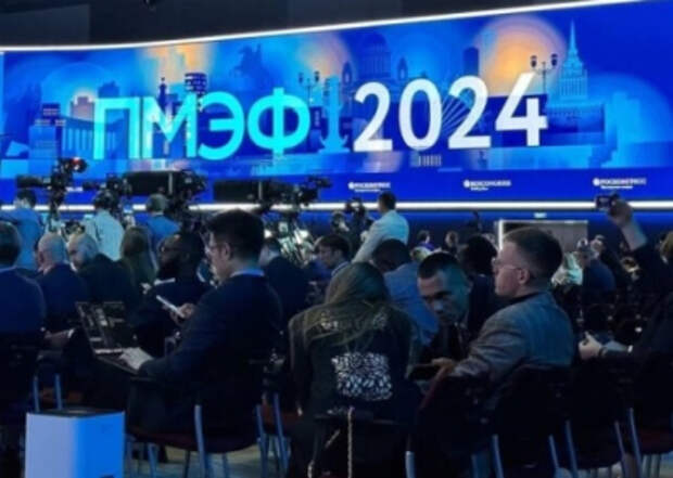 На форуме в Санкт-Петербурге заключено 980 соглашений на общую сумму 6,4 трлн рублей
