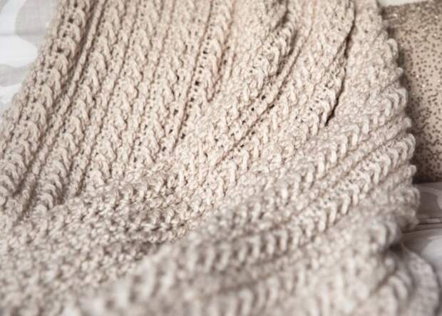 Как связать плед крючком — 5 бесплатных схем