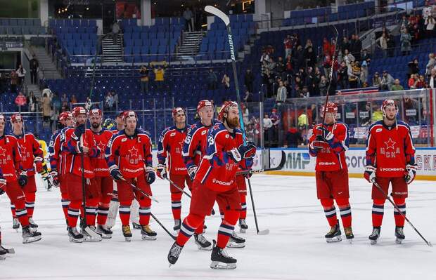 ЦСКА «убрал» с ворот Третьяка, Ларионов взял реванш у Билялетдинова! На Западе в КХЛ снова крутые повороты