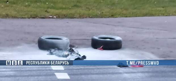 Ночью и утром неизвестные жгли покрышки в различных районах Минска Ночью и утром неизвестные жгли покрышки в различных районах Минска