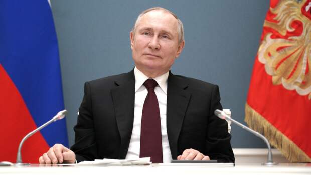 Песков надеется, что пример Путина подтолкнет россиян на прививку от коронавируса