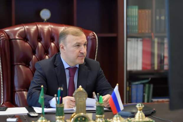 Глава Адыгеи поздравил медработников республики с наступающим профессиональным праздником