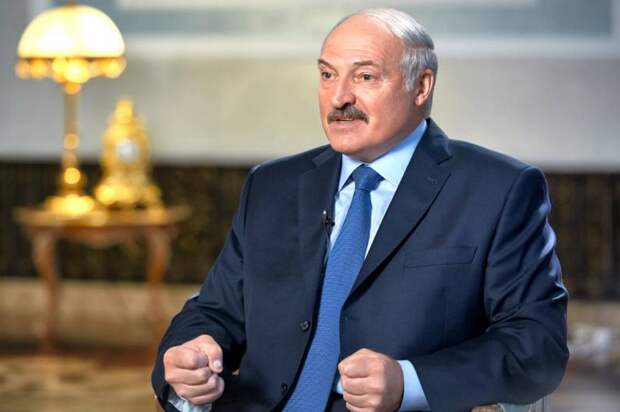 Лукашенко засобирался в объятия Вашингтона