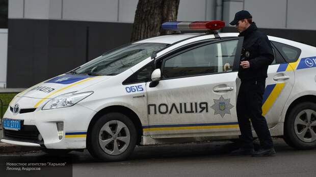 Автомобиль протаранил остановку в Одессе, есть погибшие и раненые
