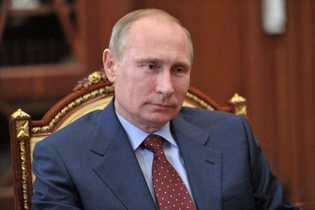 Путин перешел с доллара на золото - Россия спасена